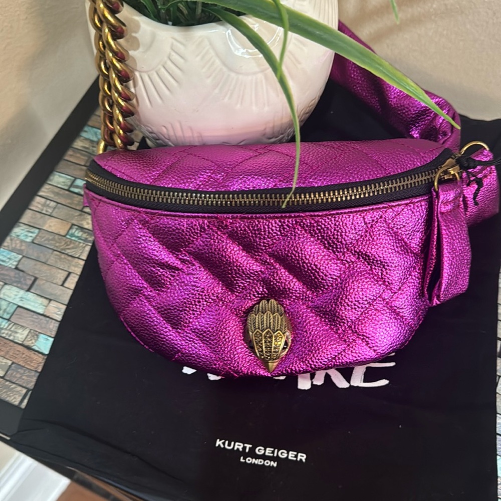 - Kurt Geiger Small Kensington Soft Quilted Leather Belt Bag - Picture 4 of 17